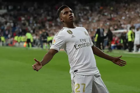 رودريجو يتحدث عن.. عقلية ريال مدريد والبرازيل.. العنصرية.. والذهاب لطبيب نفسي